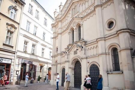 Househost Apartmeni: Podbrzezie 2/20 Краків Екстер'єр фото